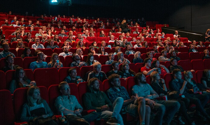 Mehr sprechende Tiere als ältere Frauen in Filmen
