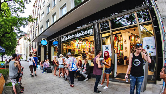 blue tomato shop muenchen front