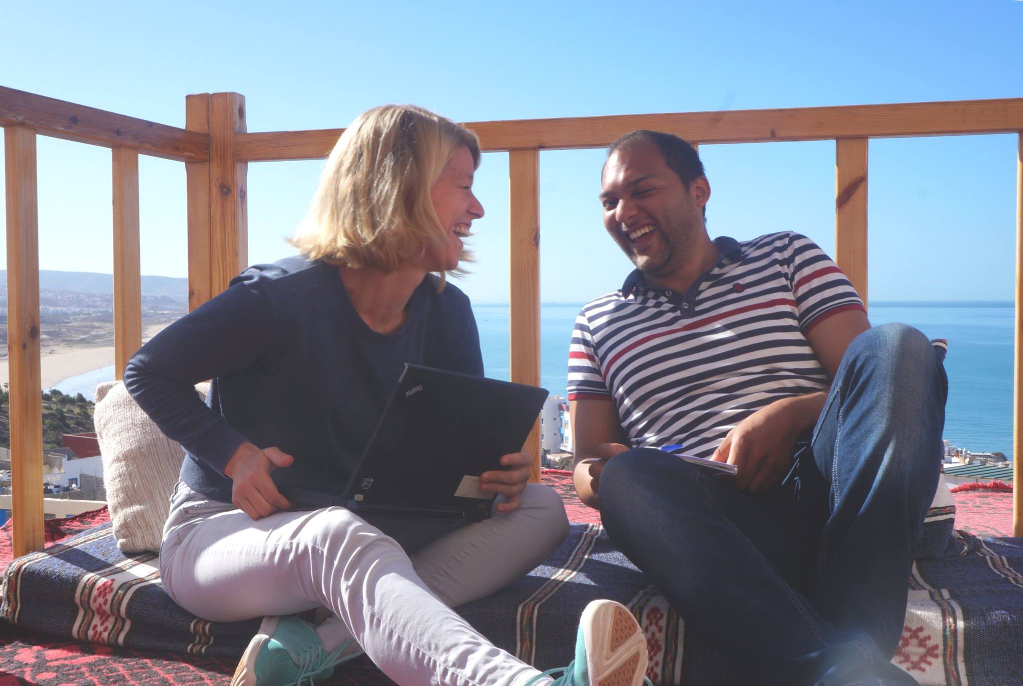 Sun Desk - Thagazout - Morroco